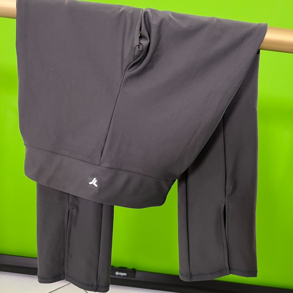 Pants - Picture 4 of 4